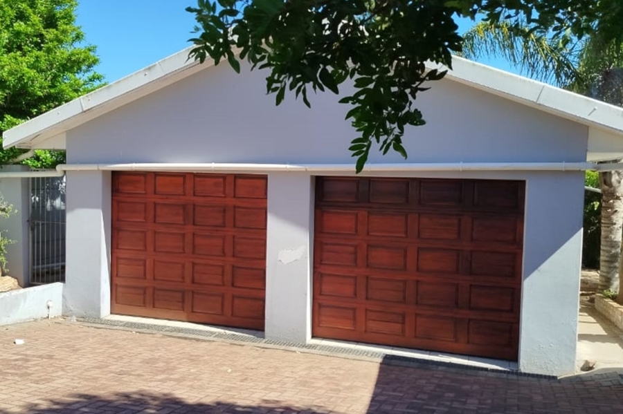 5 Bedroom Property for Sale in Fernglen Eastern Cape